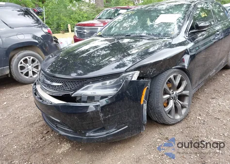 2015 Chrysler 200 S z USA, uszkodzony, nr VIN 1C3CCCBGXFN682787